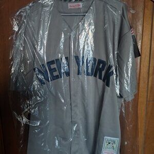 #5 Joe DiMaggio jersey old classic style gray new never been use size XL